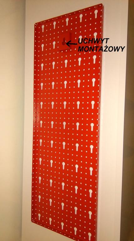 Płyta perforowana czerwona 225x630x15 mm. (szerokość x wysokość x głębokość-rant) (4)