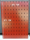 Płyta perforowana czerwona 450x630x15 mm. (szerokość x wysokość x głębokość-rant) (2)
