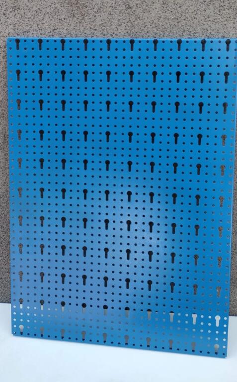 Płyta perforowana niebieska 450x630x15 mm - 10 szt. (szerokość x wysokość x głębokość-rant) (2)