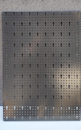Płyta perforowana czarna 450x630x15 mm - 10 szt. (szerokość x wysokość x głębokość-rant) (1)