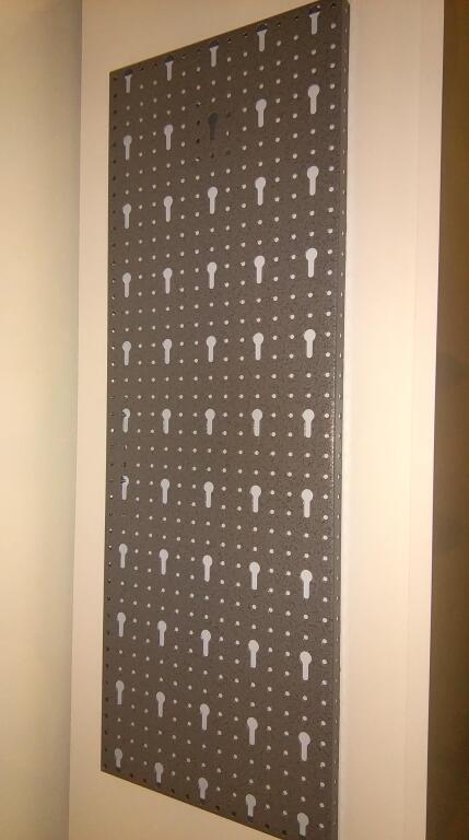 Płyta perforowana czerwona 225x630x15 mm. - 10 szt. (szerokość x wysokość x głębokość-rant) (7)